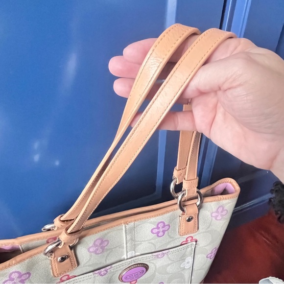 Coach Top Zip Tote with Pink and Purple Accents🥳🥳❌❌ - Picture 9 of 10